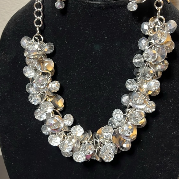 Paparazzi Zi Collection Necklace and Earring set. Brand new/never worn. - Picture 3 of 3